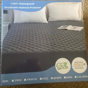 GRT Waterproof Queen Size Grey Quilted Fitted Mattress Pad